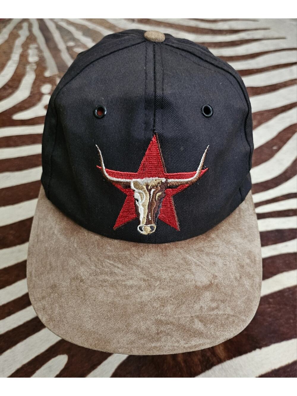 VINTAGE 90s | Marlboro Cigarettes Texas Longhorn SnapBack Hat Seude Brim